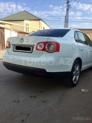 Volkswagen Jetta 2010, 124,000 km - 1.6 l - Bakı