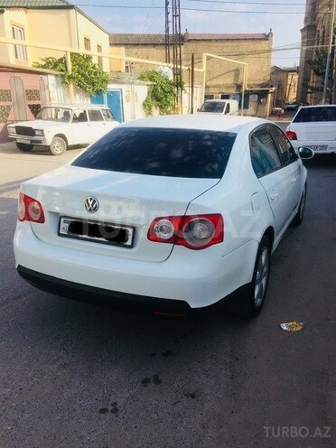 Volkswagen Jetta 2010, 124,000 km - 1.6 l - Bakı