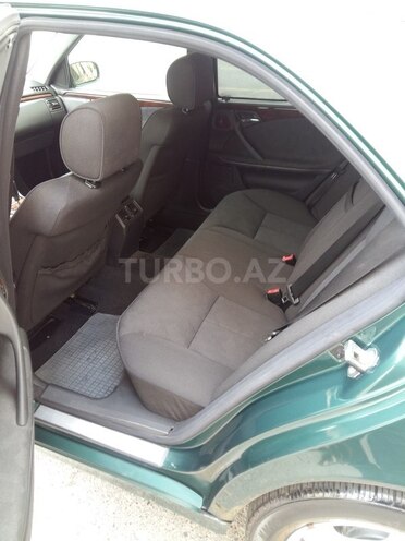 Mercedes E 270 2000, 240,000 km - 2.7 l - Bakı