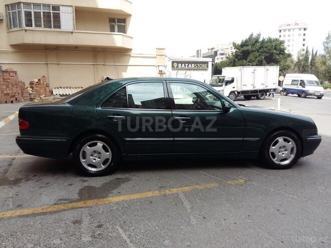 Mercedes E 270 2000, 240,000 km - 2.7 l - Bakı