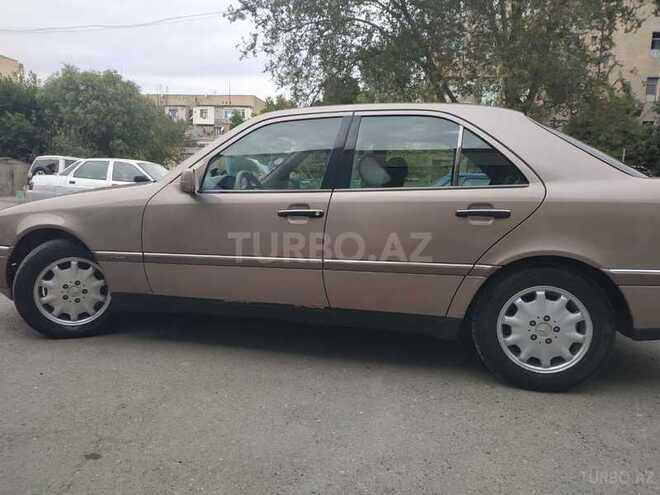Mercedes C 200 1994, 240,000 km - 2.0 l - Sumqayıt