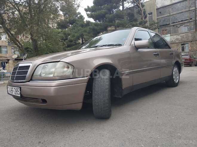 Mercedes C 200 1994, 240,000 km - 2.0 l - Sumqayıt
