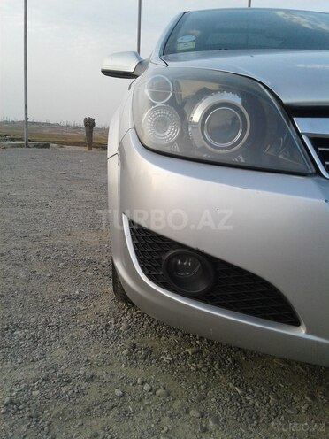 Opel Astra 2008, 180,000 km - 1.8 л - Bakı