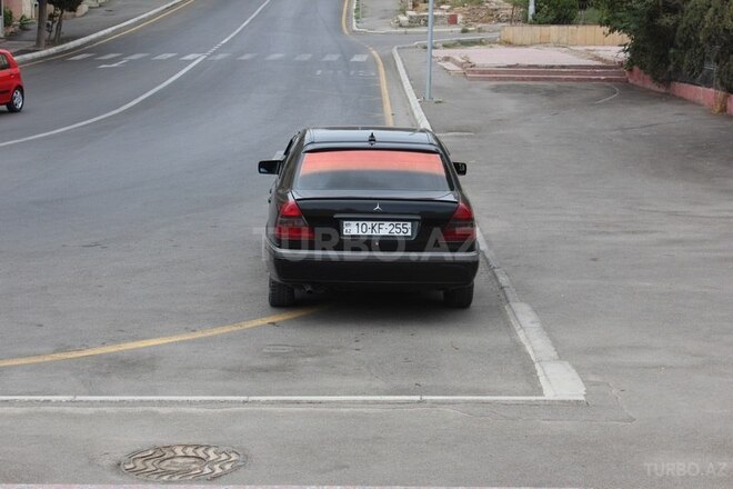 Mercedes C 200 1995, 365,082 km - 2.0 l - Bakı