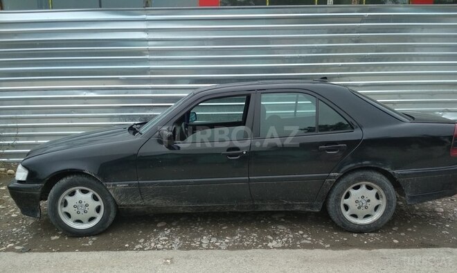 Mercedes  1994, 345,000 km - 2.0 l - Xaçmaz