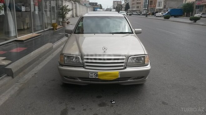 Mercedes C 230 1997, 175,230 km - 2.3 l - Bakı