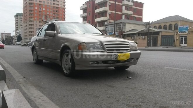 Mercedes C 230 1997, 175,230 km - 2.3 l - Bakı