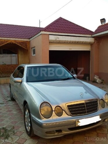 Mercedes E 200 2000, 210,000 km - 2.0 l - Gəncə