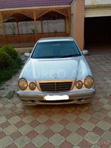 Mercedes E 200 2000, 210,000 km - 2.0 l - Gəncə