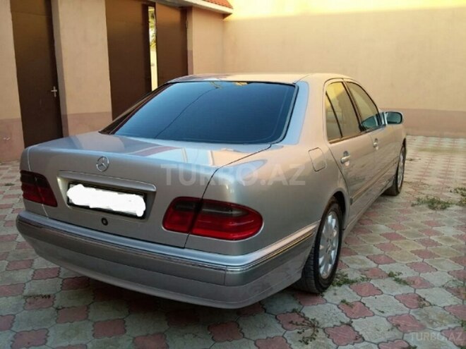Mercedes E 200 2000, 210,000 km - 2.0 l - Gəncə