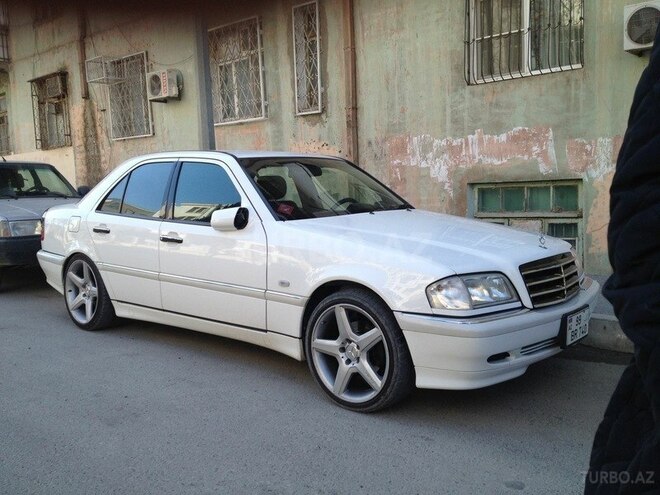 Mercedes C 240 1999, 276,400 km - 2.4 l - Bakı