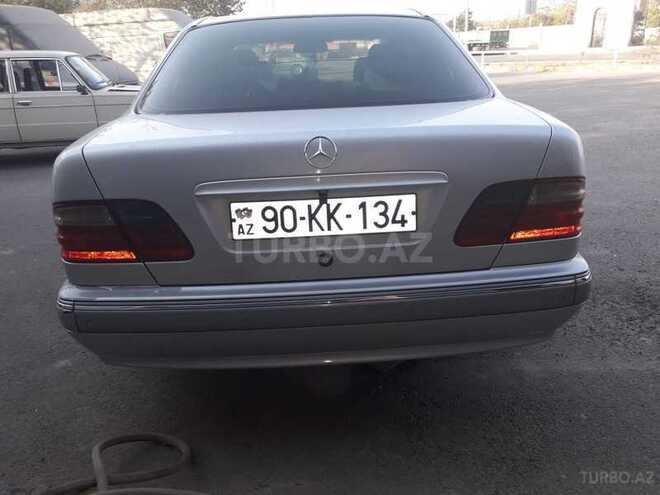 Mercedes E 200 2000, 246,754 km - 2.0 l - Bakı