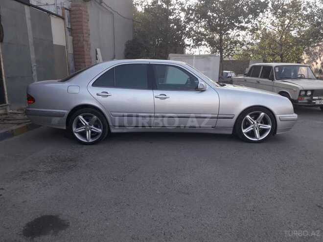 Mercedes E 200 2000, 246,754 km - 2.0 l - Bakı