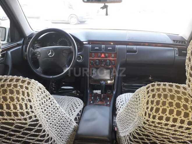 Mercedes E 200 2000, 246,754 km - 2.0 l - Bakı