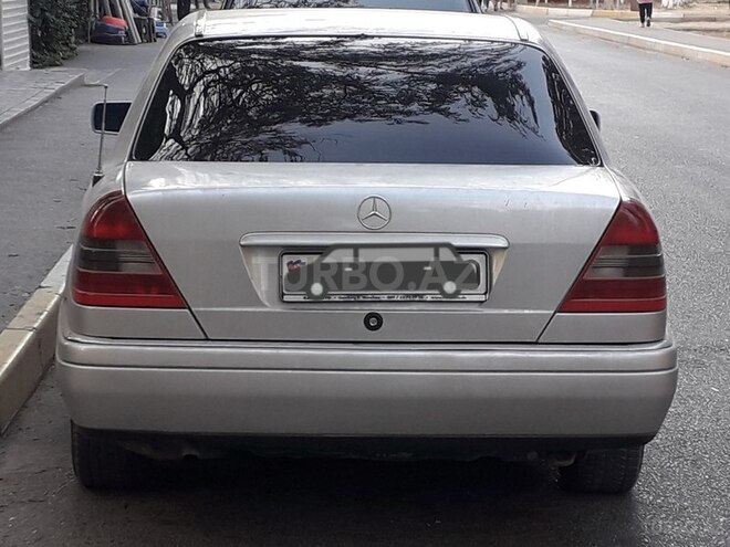 Mercedes C 220 1996, 320,000 km - 2.2 l - Sumqayıt