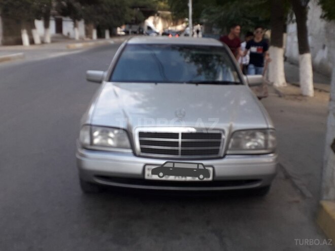 Mercedes C 220 1996, 320,000 km - 2.2 l - Sumqayıt
