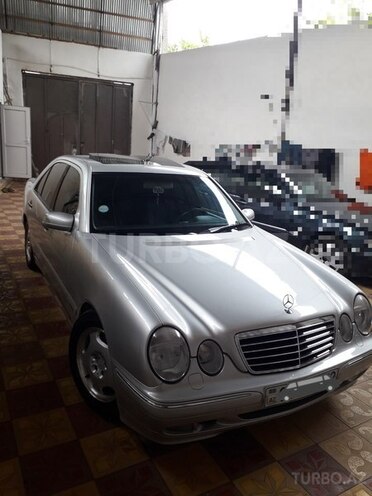 Mercedes E 240 1999, 180,000 km - 2.6 l - Gəncə