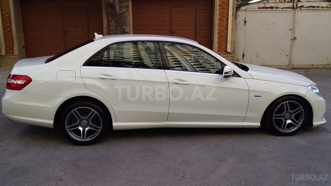 Mercedes E 200 2012, 110,313 km - 2.0 l - Bakı