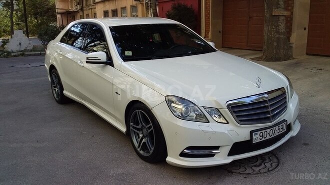 Mercedes E 200 2012, 110,313 km - 2.0 l - Bakı