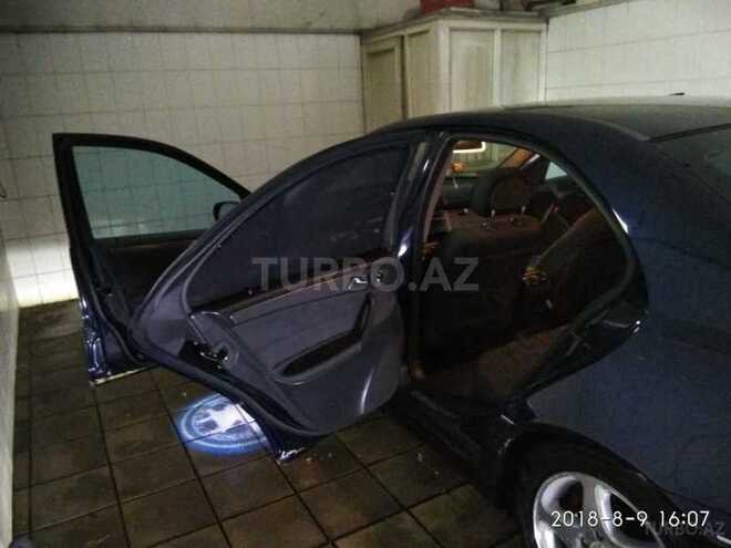 Mercedes C 200 2000, 330,187 km - 1.8 l - Bakı