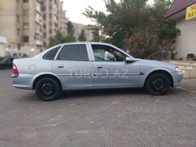 Opel Vectra 1997, 270,213 km - 1.8 l - Bakı