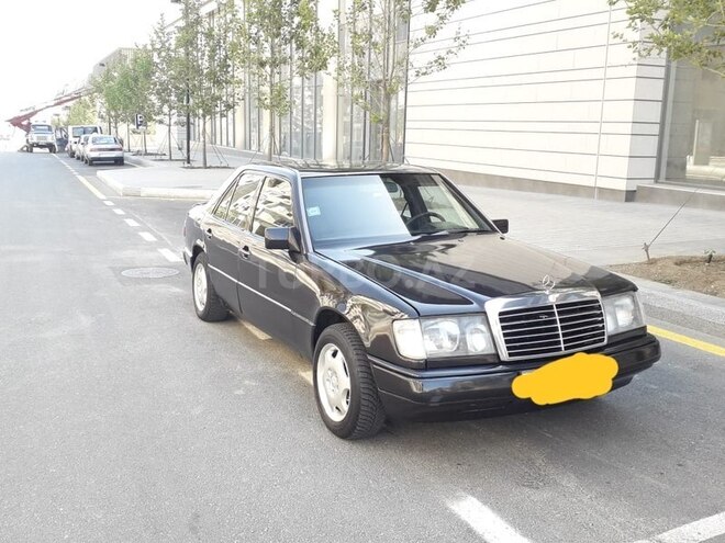 Mercedes E 230 1992, 110,000 km - 2.3 л - Bakı