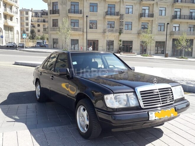 Mercedes E 230 1992, 110,000 km - 2.3 л - Bakı