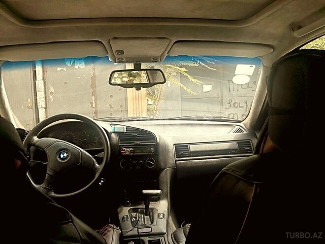BMW 318 1995, 332,000 km - 1.8 l - Bakı