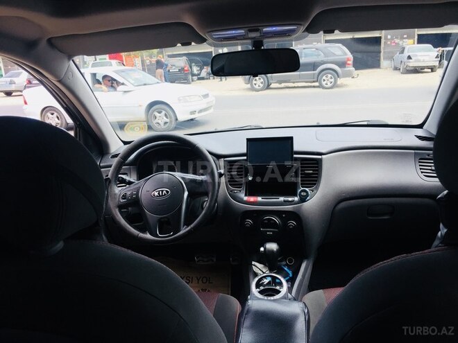 Kia Rio 2009, 136,000 km - 1.4 л - Sumqayıt