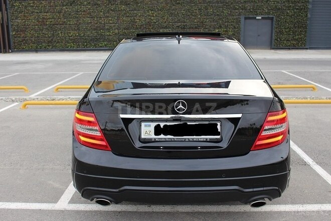 Mercedes C 350 2012, 137,000 km - 3.5 l - Bakı