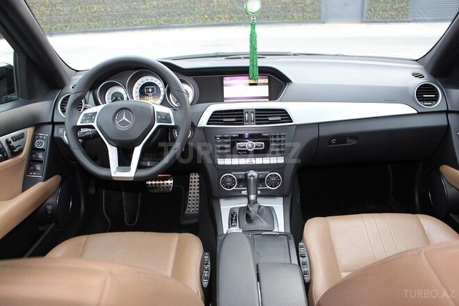 Mercedes C 350 2012, 137,000 km - 3.5 l - Bakı