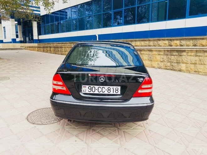 Mercedes C 240 2002, 234,560 km - 2.6 l - Bakı