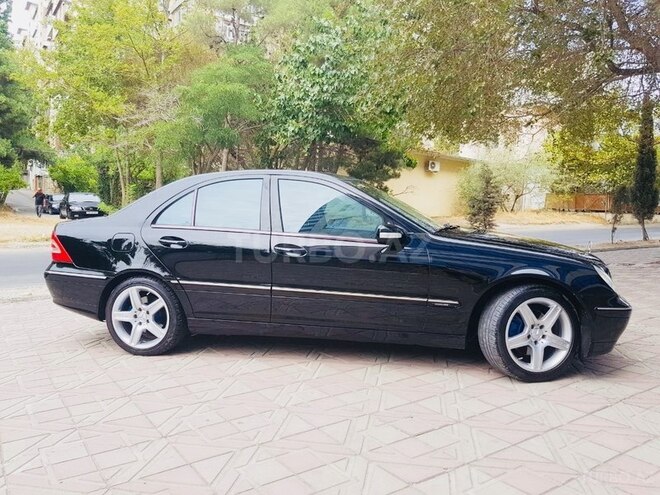 Mercedes C 240 2002, 234,560 km - 2.6 l - Bakı