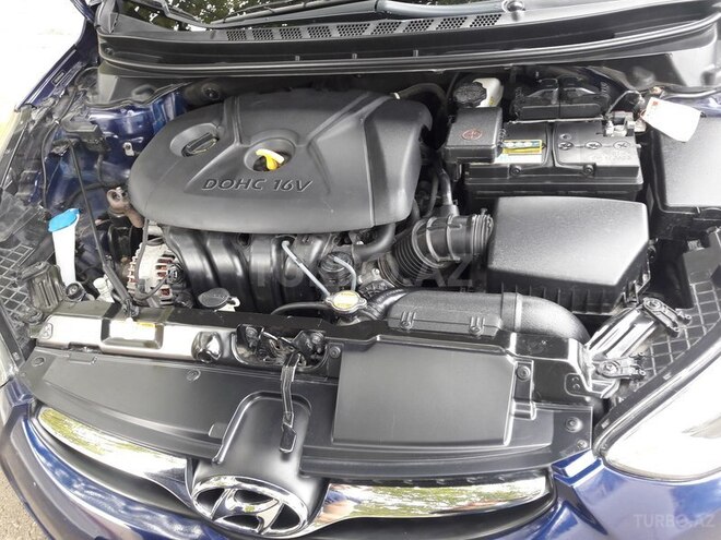 Hyundai Elantra 2011, 43,000 km - 1.8 l - Biləsuvar