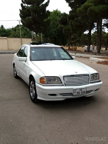 Mercedes C 230 2000, 180,000 km - 2.3 l - Bakı