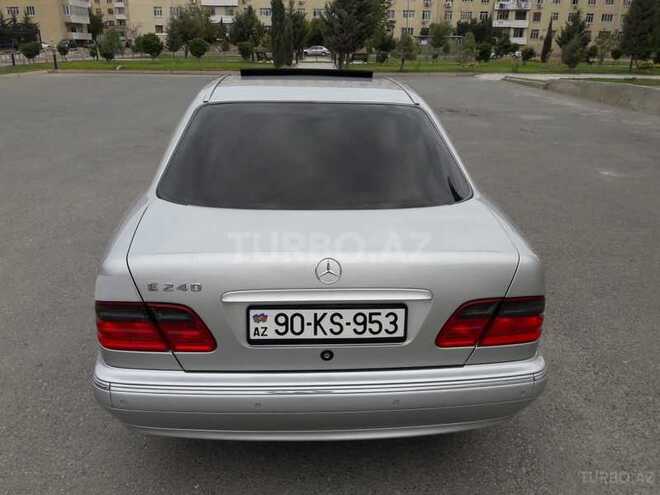 Mercedes E 240 2000, 270,000 km - 2.6 l - Bakı