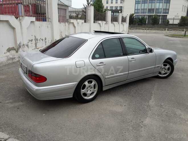 Mercedes E 240 2000, 270,000 km - 2.6 l - Bakı