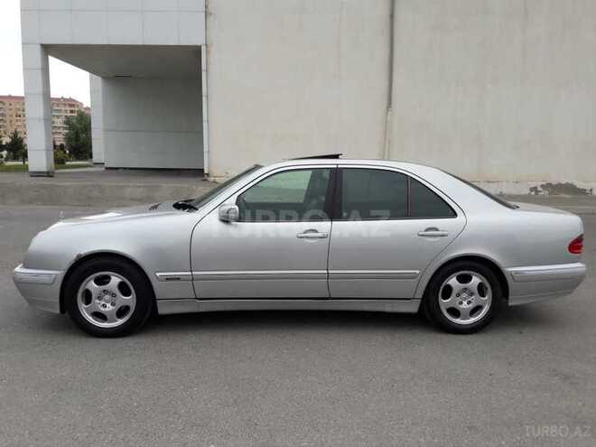 Mercedes E 240 2000, 270,000 km - 2.6 l - Bakı