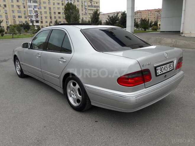 Mercedes E 240 2000, 270,000 km - 2.6 l - Bakı