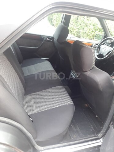 Mercedes E 280 1994, 343,500 km - 2.8 l - Bakı