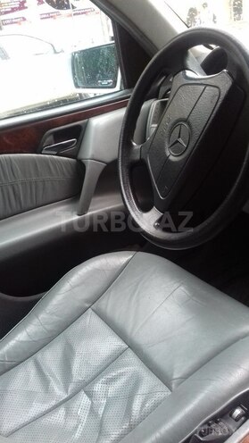 Mercedes E 240 1998, 380,000 km - 2.4 l - Bakı