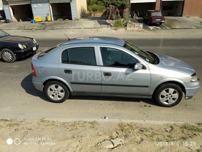 Opel Astra 2002, 180,000 km - 1.8 l - Bakı