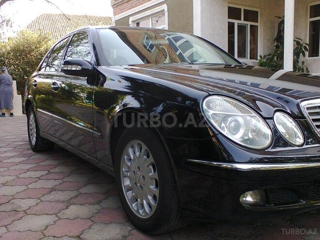 Mercedes E 220 2006, 295,000 km - 2.2 л - Bakı