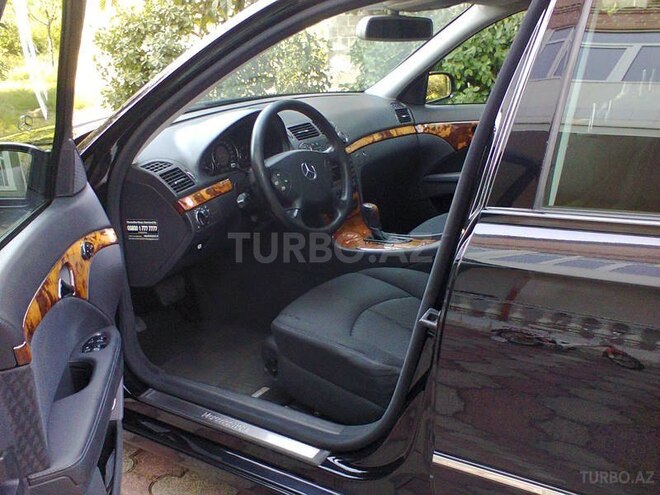 Mercedes E 220 2006, 295,000 km - 2.2 л - Bakı