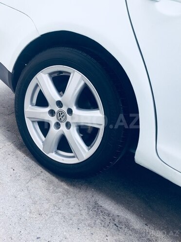Volkswagen Jetta 2010, 122,000 km - 1.6 l - Bakı