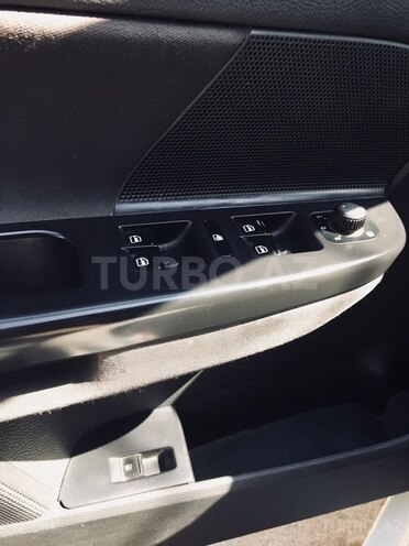 Volkswagen Jetta 2010, 122,000 km - 1.6 l - Bakı