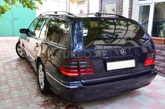 Mercedes E 320 1999, 357,777 km - 3.2 l - Bakı