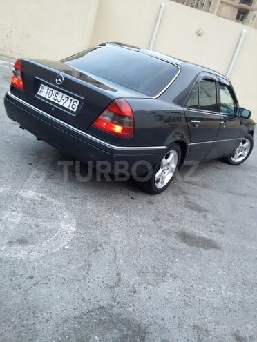 Mercedes C 180 1995, 416,000 km - 1.8 l - Bakı