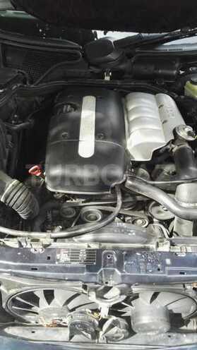 Mercedes E 220 1999, 250,000 km - 2.2 л - Bakı