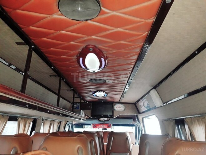 Mercedes Sprinter 412 1999, 1,000,000 km - 2.9 l - Qazax